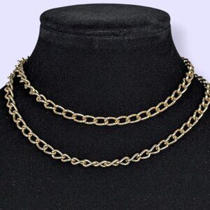 V. Medium Length Chain Necklace